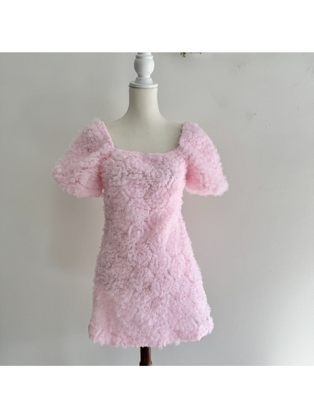 Hyacinth House Pink Textured Cora Mini Tulle Dress Small Q4091